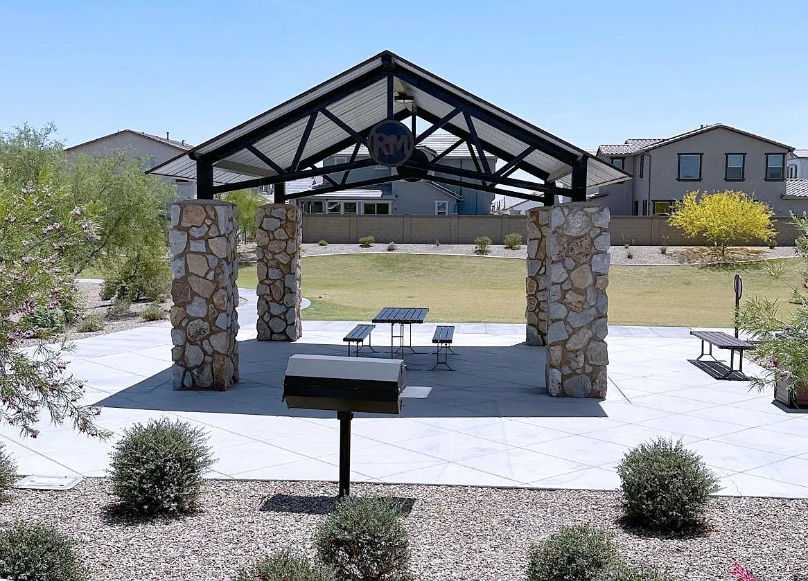 4 bed, 1800 sqft, $1,899 — Photo 3