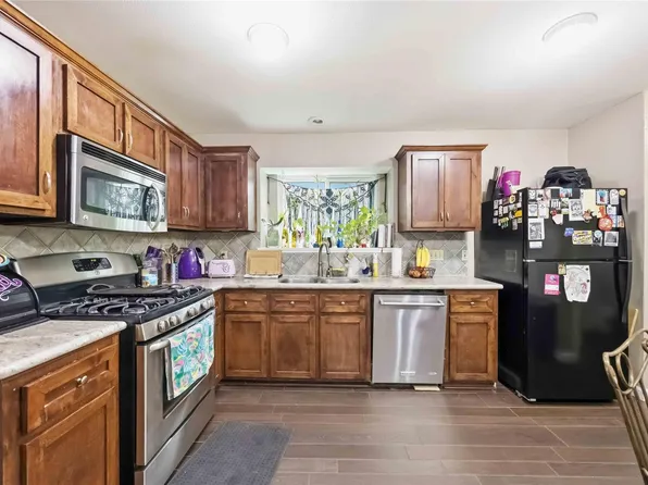 2118 Aberdeen Dr, League City, TX 77573