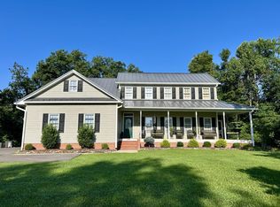 2758 Walkers Branch Rd, Huntington, WV 25704