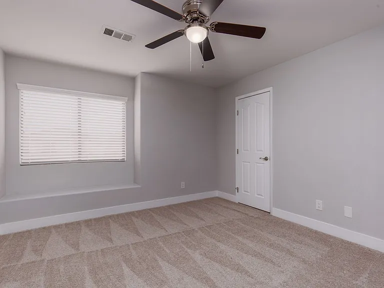 57 Ashby Hills Ct — Photo 25