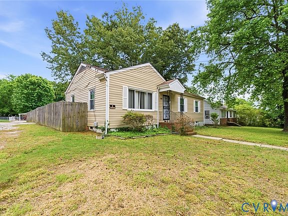 4th image of 136 Holly Hill Dr