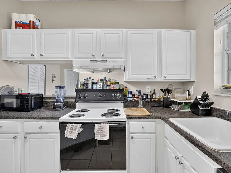 2361 NW 96th Ter #18K — Photo 3