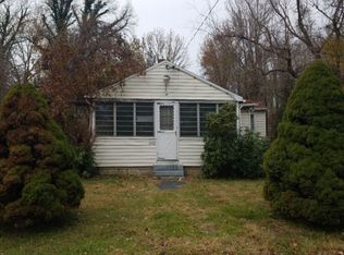 1332 Yorktown Rd, Annapolis, MD 21409