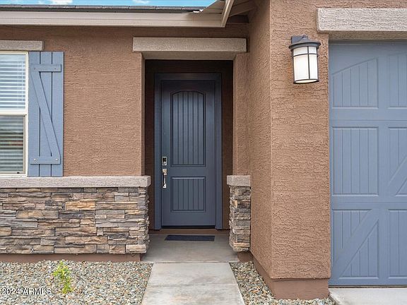 3rd image of 16069 W COTTONTAIL Lane