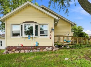 106 W McKinney St, Runnells, IA 50237