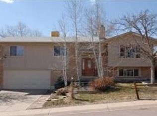 2179 S Coors Cir, Lakewood, CO 80228