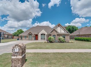 2406 Sleepy Hollow Rd, Ennis, TX 75119