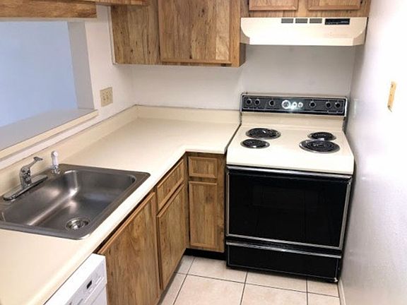 5th image of 7145 E Bank Dr