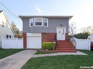 186 Maple Ave, East Meadow, NY 11554