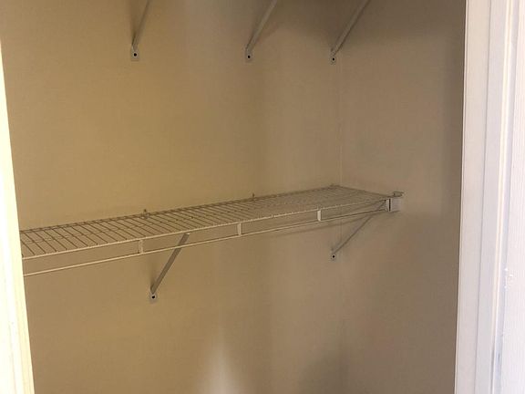 3rd image of 17 E Grace St APT F