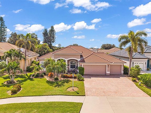 3rd image of 2450 SILVER PALM ROAD