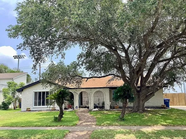 6826 Sahara Dr, Corpus Christi, TX 78412