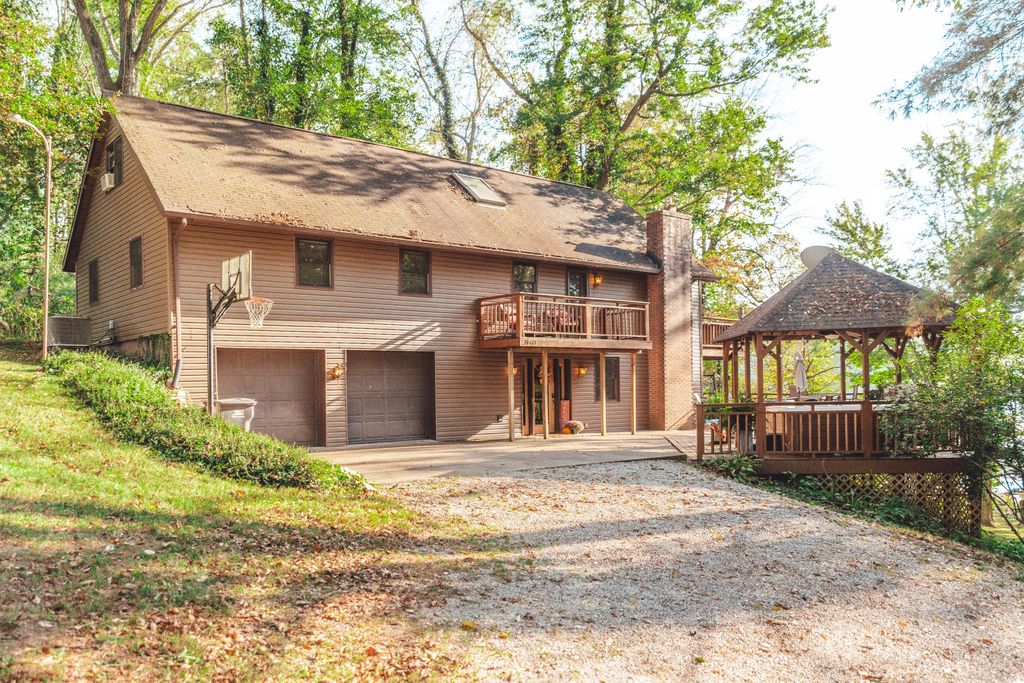 Real estate listing image