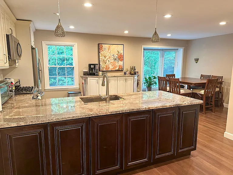 3714 Mount Airey Ln — Photo 3