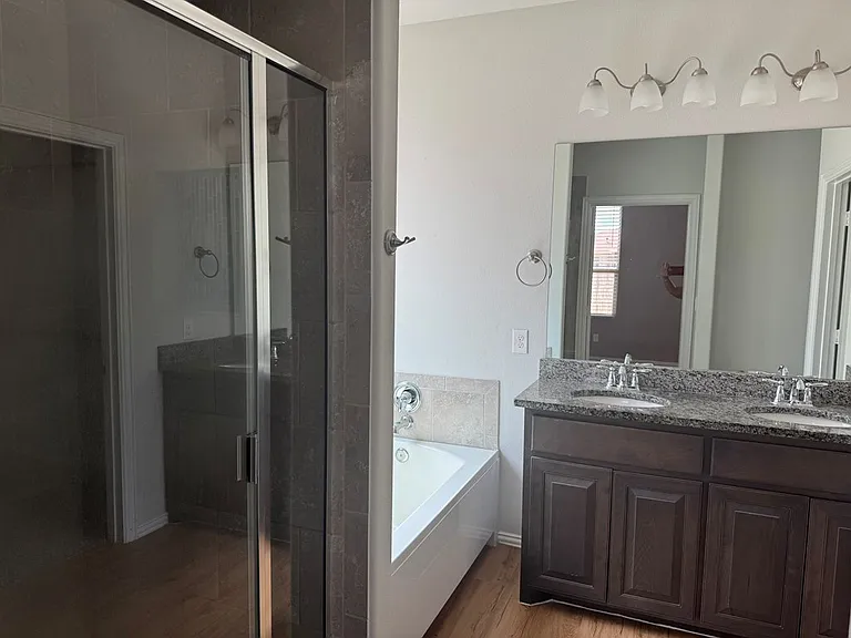 6812 Anthem — Photo 5