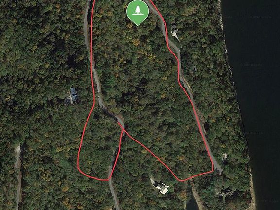 3rd image of 359 Pearl Ln