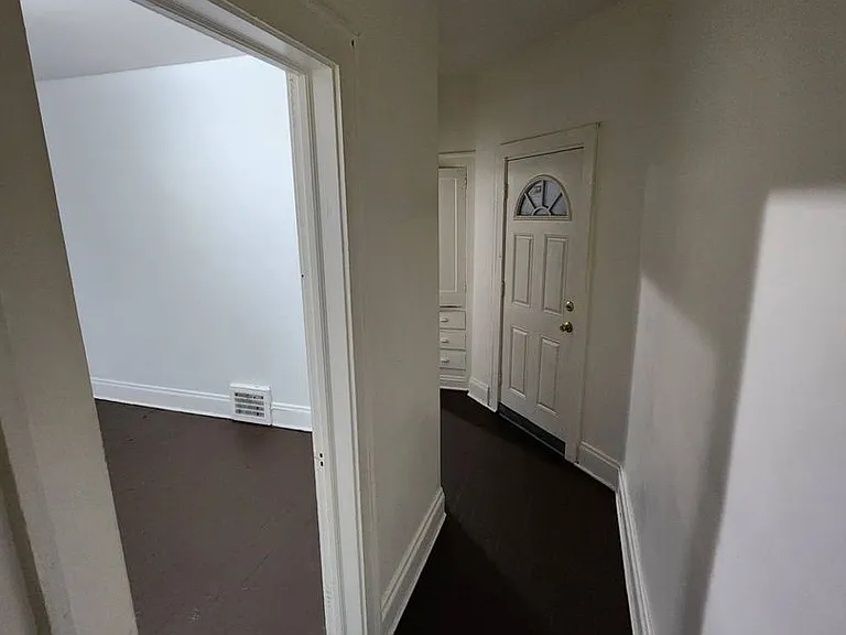 3318 E 140 ST — Photo 13