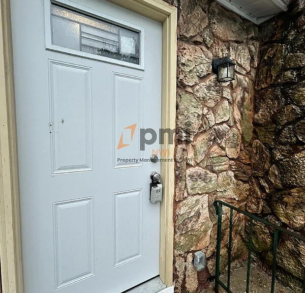 503 Pratt St — Photo 18