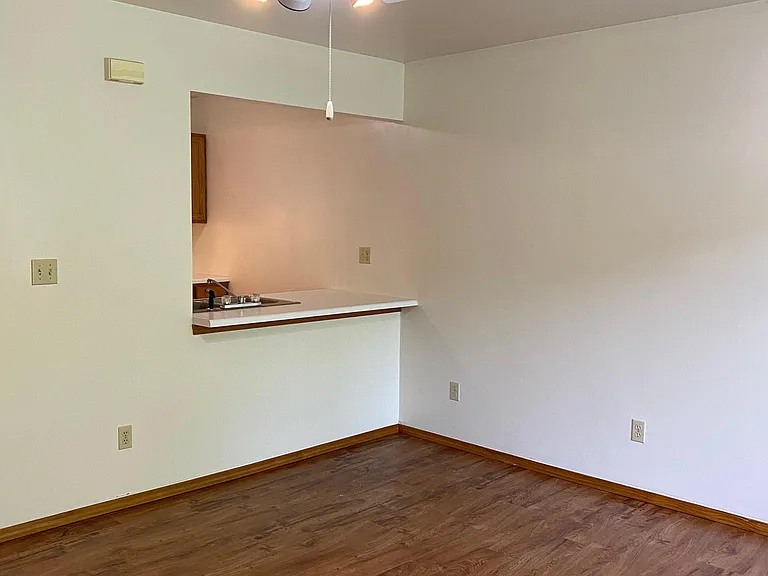 2310 S Illinois Ave #A-8 — Photo 2