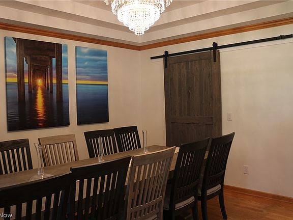 4th image of 8766 Pointe Dr