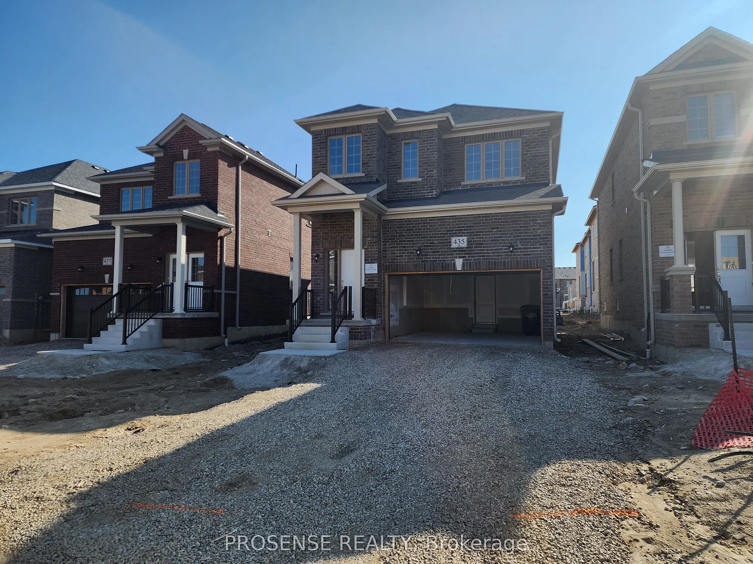 3 bed, $2,500 — Photo 2