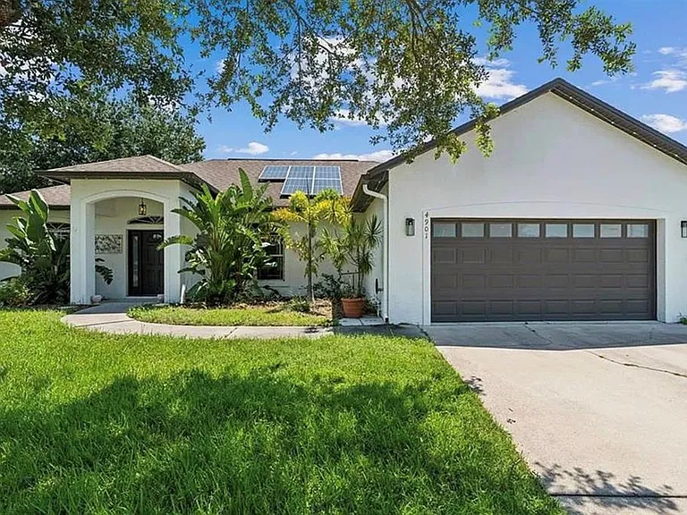 4901 Culdesac Ct — Photo 1
