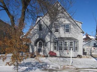 1618 Torrison Dr, Manitowoc, WI 54220