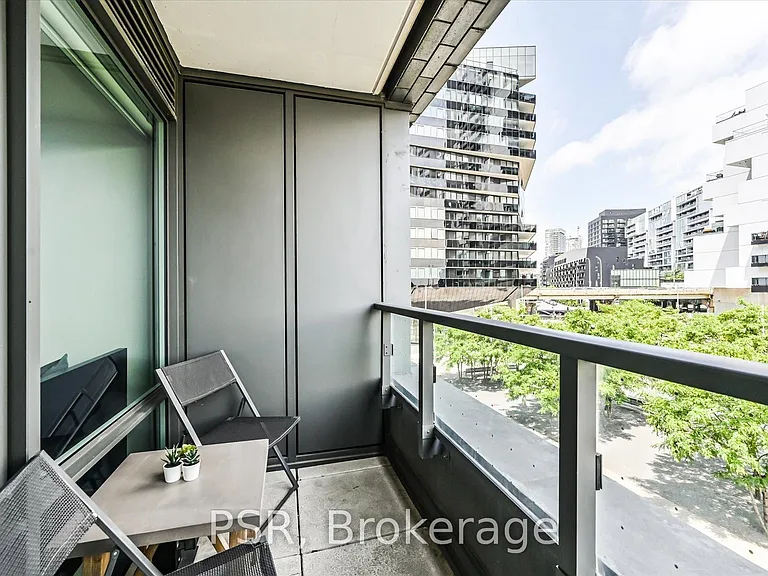 120 Bayview Ave #208 — Photo 39
