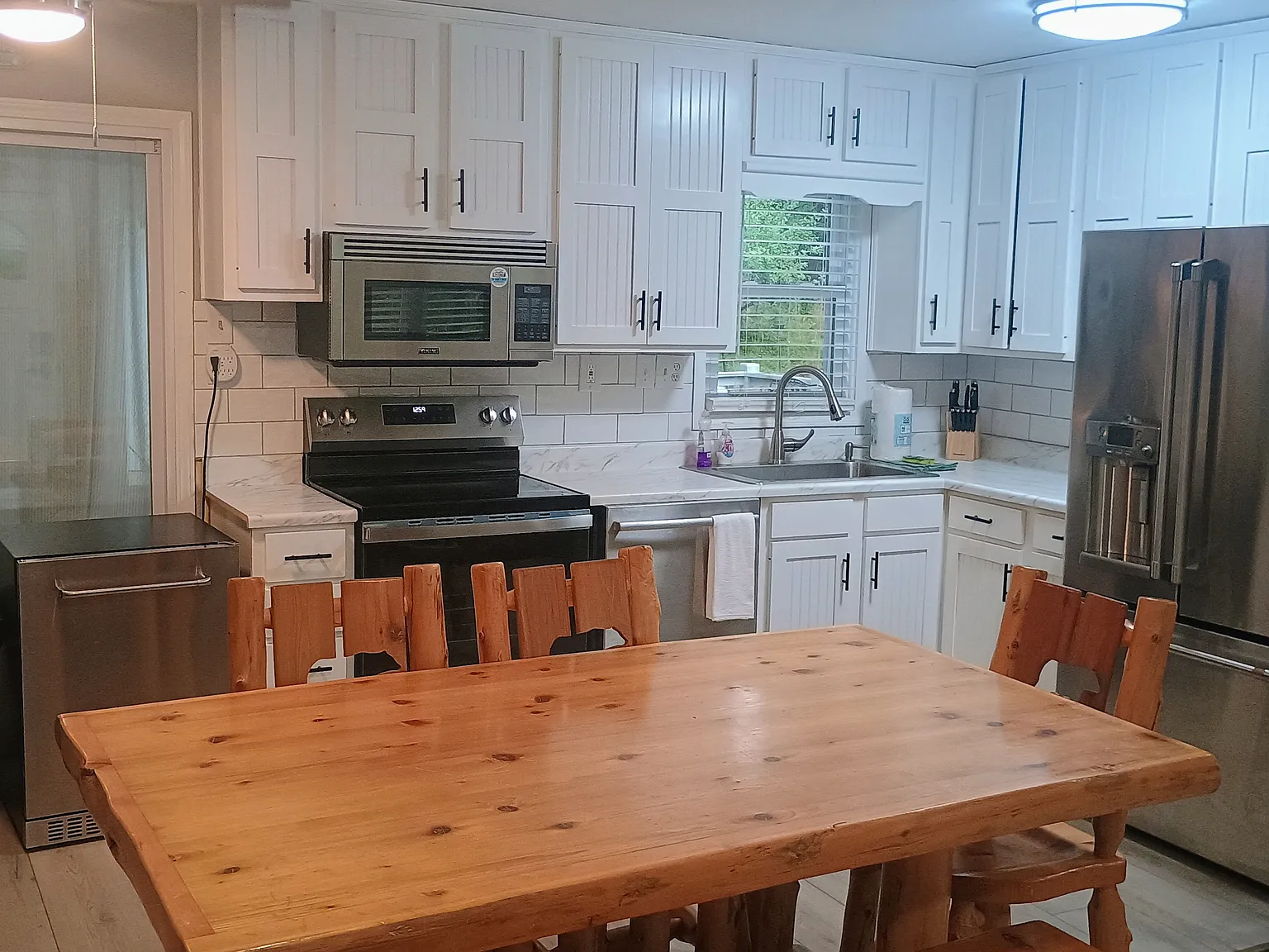 3 bed, 1644 sqft, $2,200 — Photo 3
