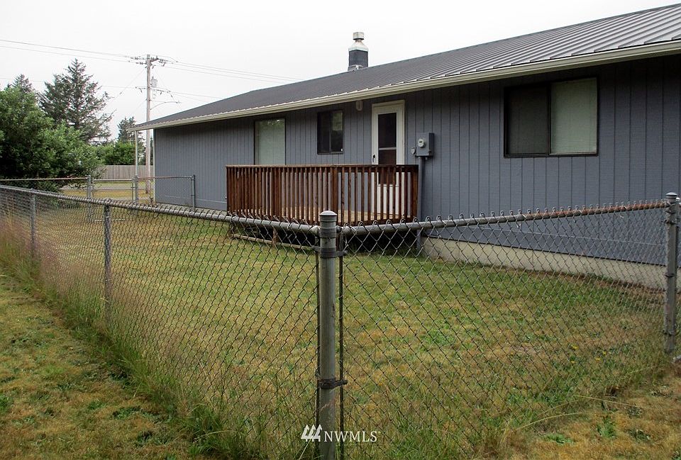 1st image of 501 & 505 Point Brown Ave SW