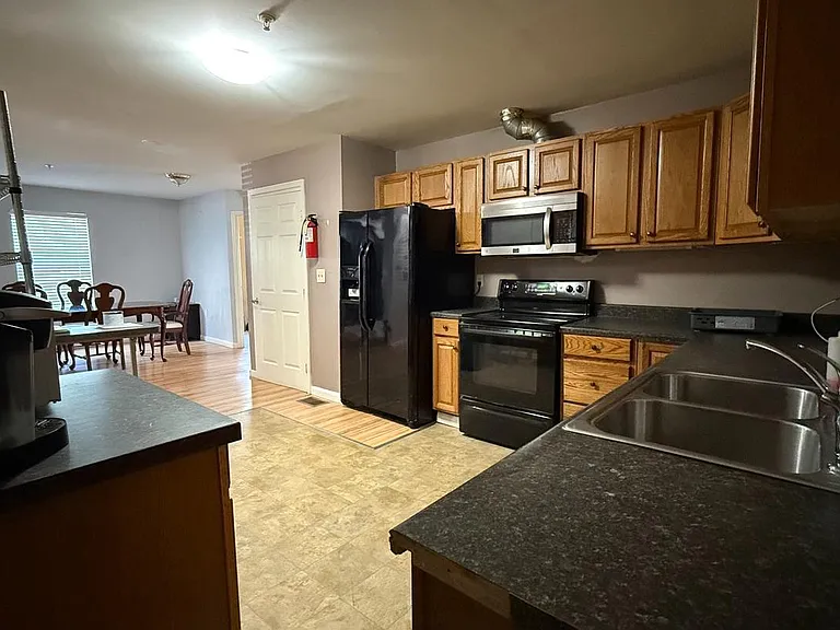 5212 Astor Pl SE — Photo 17