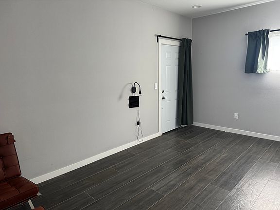 5th image of 1615 E Morava Pl #B
