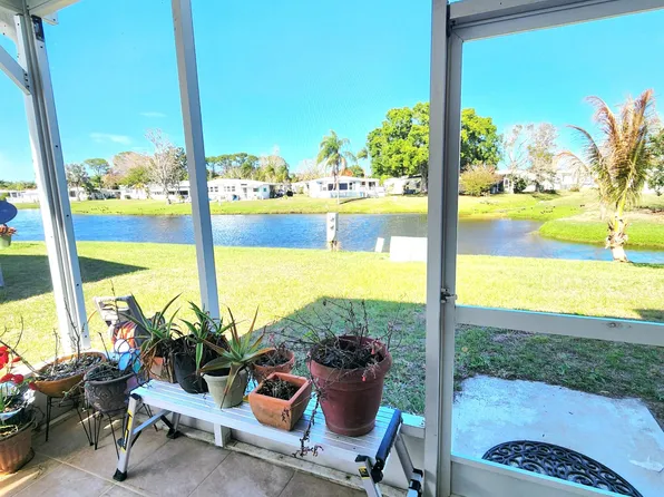 98 Camino Del Rio, Port St Lucie, FL 34952