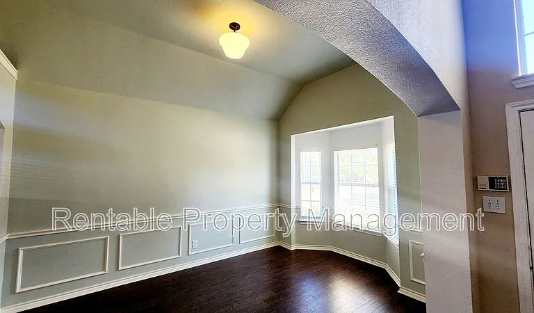1185 Len Mar Dr — Photo 6