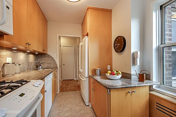 Sold by Corcoran | media 11