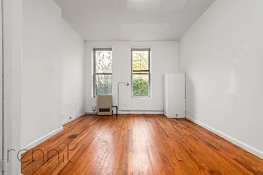 Rented by Rennit Inc.