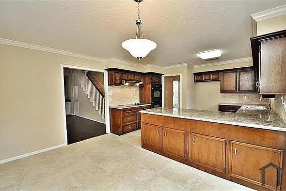 10030 Windriver Dr — Photo 15