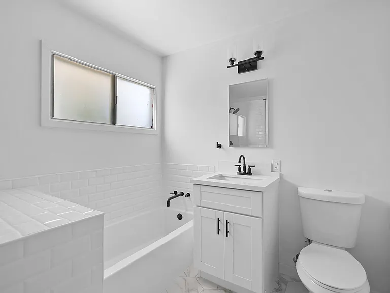 4138 Perlita Ave #1B — Photo 9