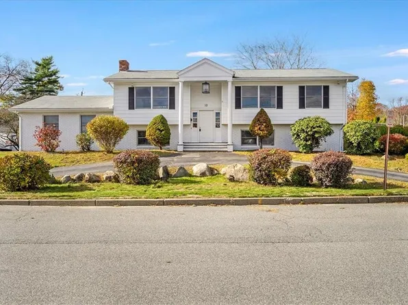 10 Sheffield Rd, Cranston, RI 02920