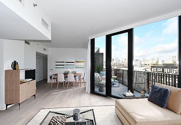 3rd image of 21-30 45th Ave Penthouse D