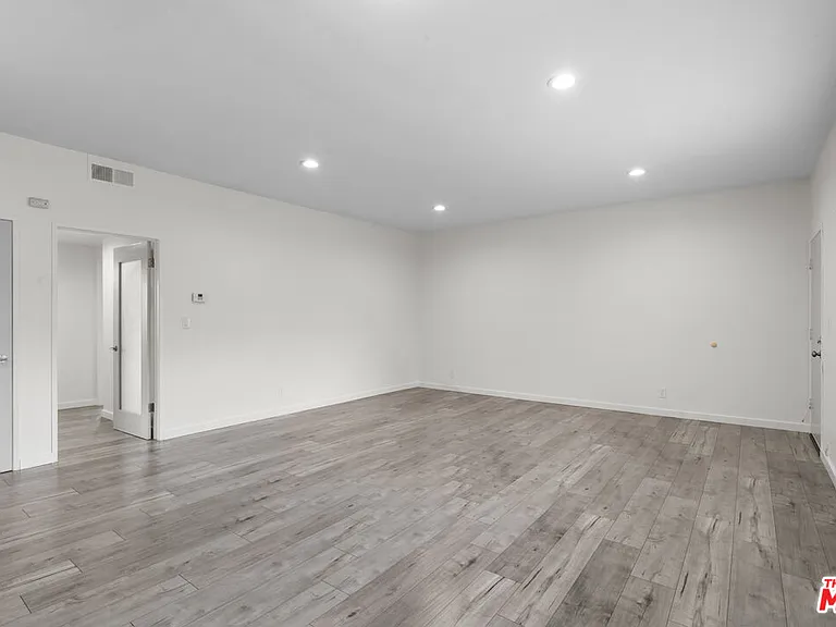 424 S Westmoreland Ave #306 — Photo 9