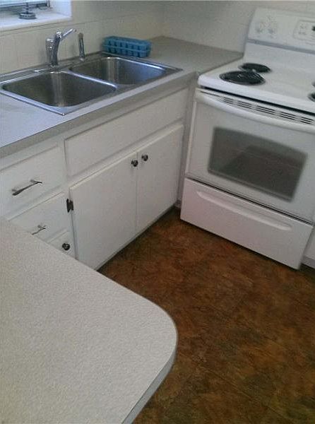 2nd image of 2420 Johnson St APT 205