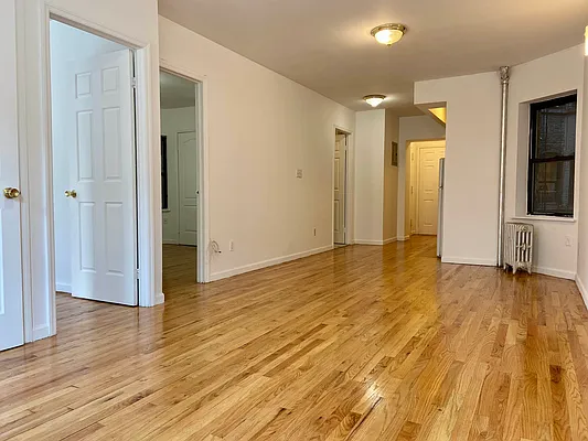 Rented by J Misrahi Realty Corp | media 2