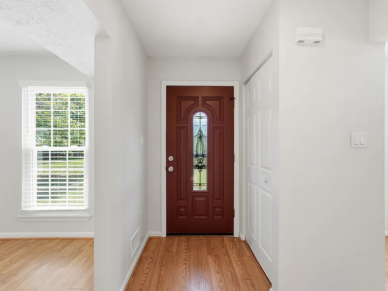 2401 W Rosecroft Village Cir — Photo 3