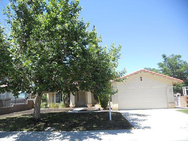1st image of 1029 E Avenue J10