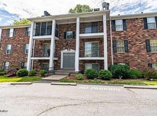 3312 Colonial Manor Cir UNIT 6A, Louisville, KY 40218