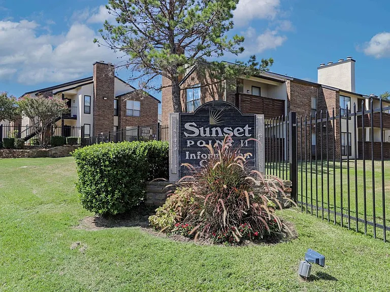 Welcome to Sunset Point Apartments in Arlington, TX, conveniently located near major highways and entertainment