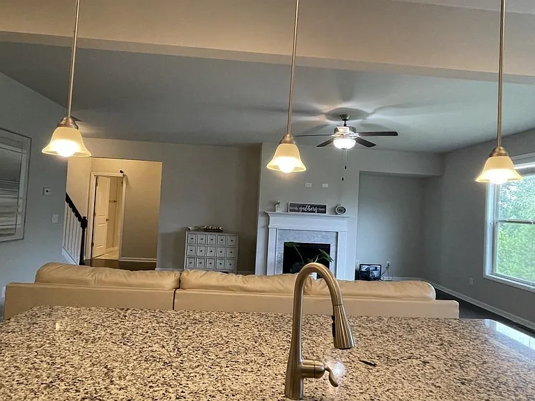 2415 Matlin Way — Photo 14
