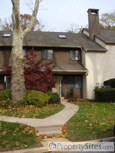 62 Oak Knoll Dr, Berwyn, PA, 19312