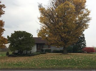 8697 Brewerton Rd, Cicero, NY 13039